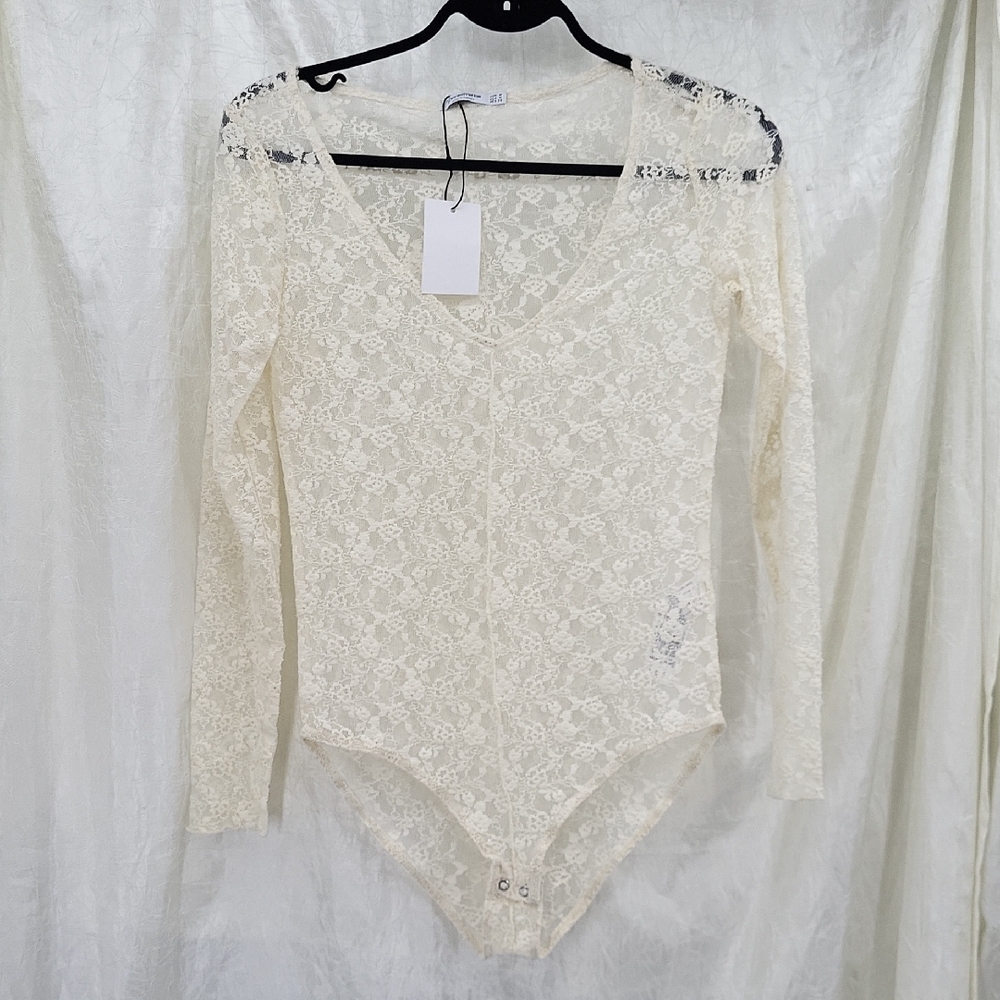 Lace Bodysuit Womens Size Medium Cream